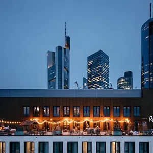 Отель Ruby Louise Frankfurt