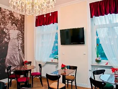 Hotell Arena Villa am Wasserpark Frankfurt am Main